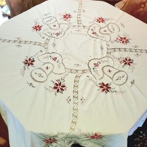 Hand cross stitch Floral Mushroom crochet lace 60" Rnd Tablecloth Vintage